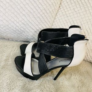 Black and White Platform Heels!!!!